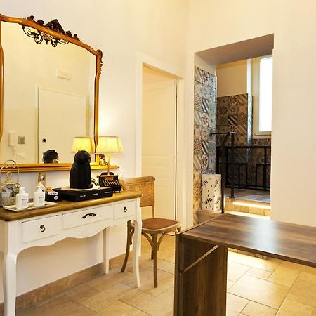 Casa Porta Marina Hotell Ventimiglia Exteriör bild