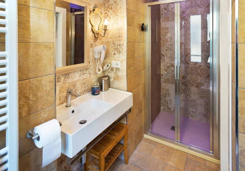 Casa Porta Marina Hotell Ventimiglia Exteriör bild