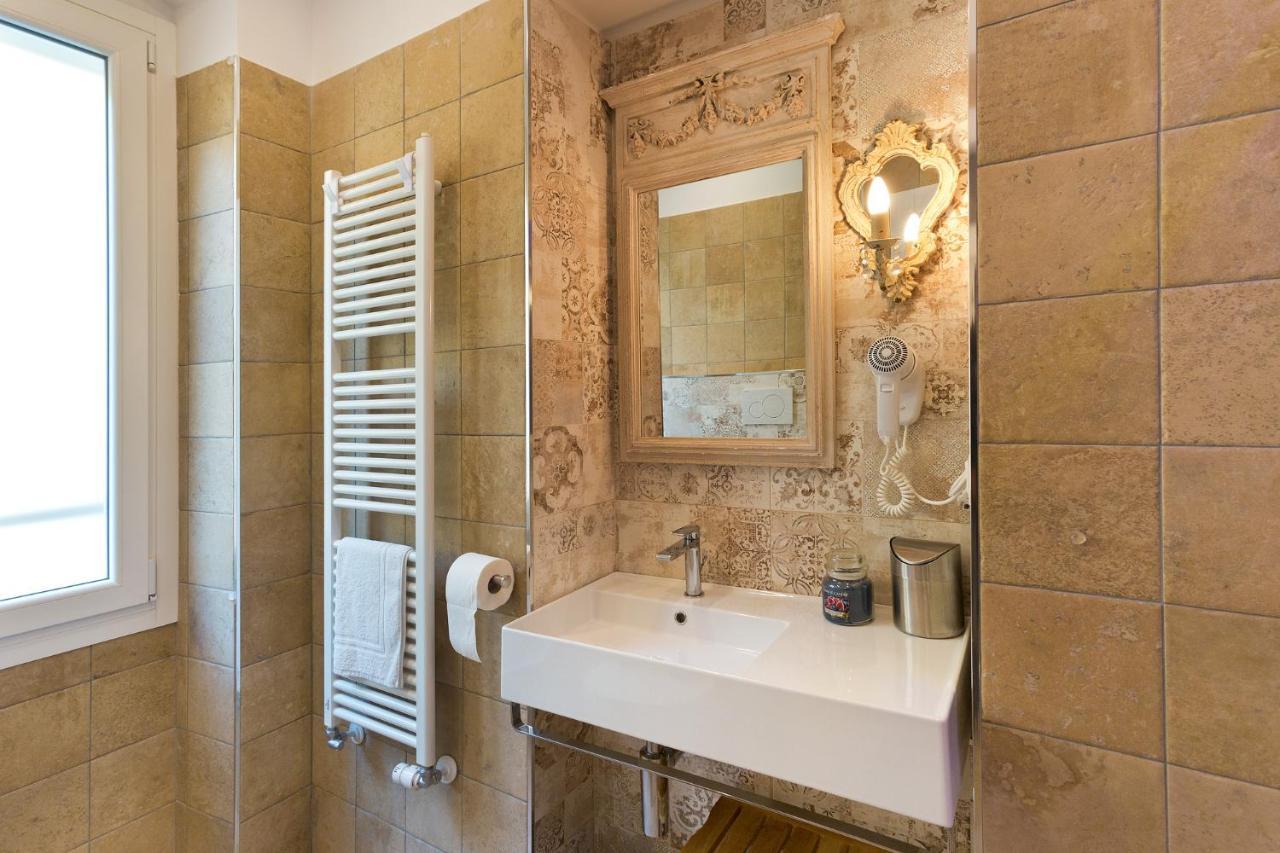 Casa Porta Marina Hotell Ventimiglia Exteriör bild