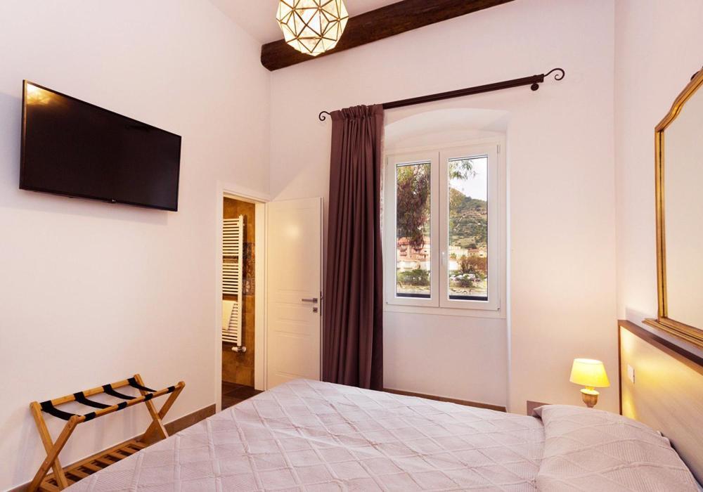 Casa Porta Marina Hotell Ventimiglia Exteriör bild